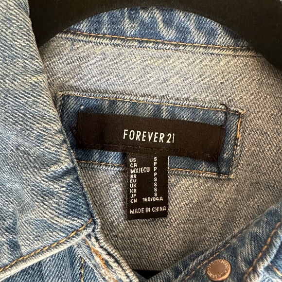 Cropped Jean jacket - Picture 2 of 2
